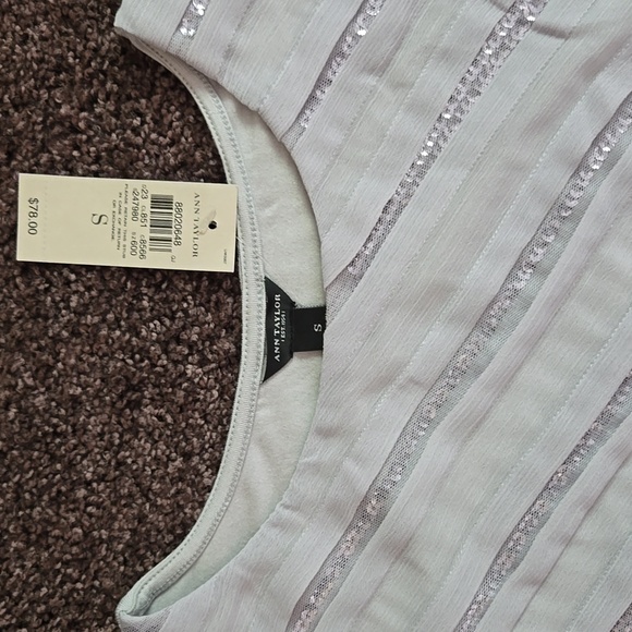 NEW Ann Taylor Gray Silver Sequin Shell Tank S - Picture 2 of 4